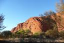 755 Uluru - base walk