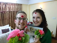 Mooi boekje met tekeningen gekregen, bloemen en natuurlijk een Tikka