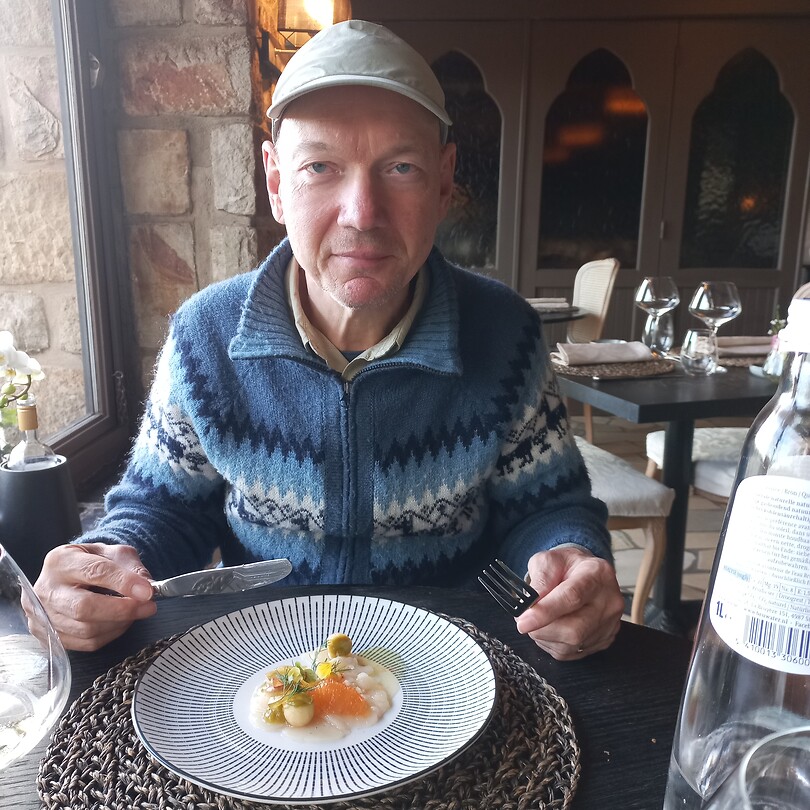 Pjotr en carpaccio van coquilles