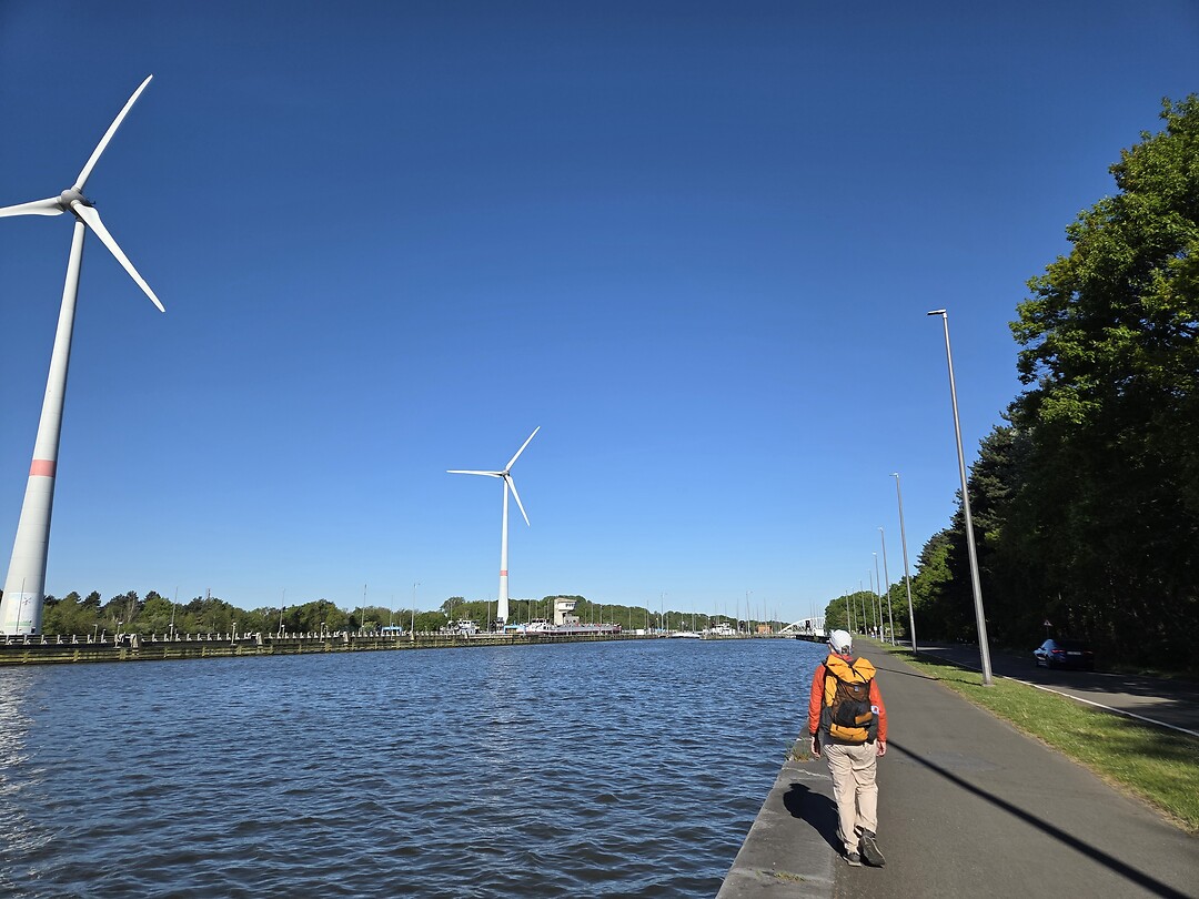 Langs het Albertkanaal