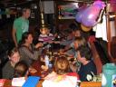 Spelletjes spelen op zaterdag avond