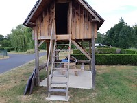 Gemeente camping met blokhut