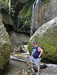 Bij de waterval
