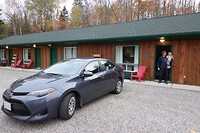 Onze auto afgelopen 2 weken bij Dwight Village Motel