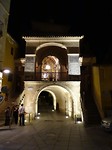 Kapel boven de toegangspoort in Plasencia.