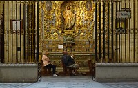 Verschillend kleine kapelletjes in de nieuwe Cathedraal