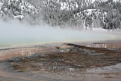 Grand Prismatic Spring in de winter