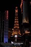Eiffeltoren - half zo hoog als de echte