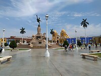 Plaza de armas, Trujillo