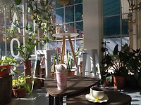 Café en bloemenzaak