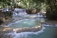 Kuang Si waterval