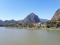 Nong Khiaw
