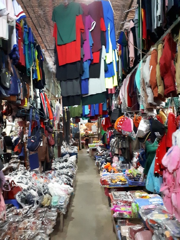 Markt Muang Khua