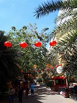 Bij de shopping mall
