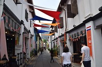 Koningsdag gevonden in Singapore (alleen wel een paar dagen te vroeg helaas)