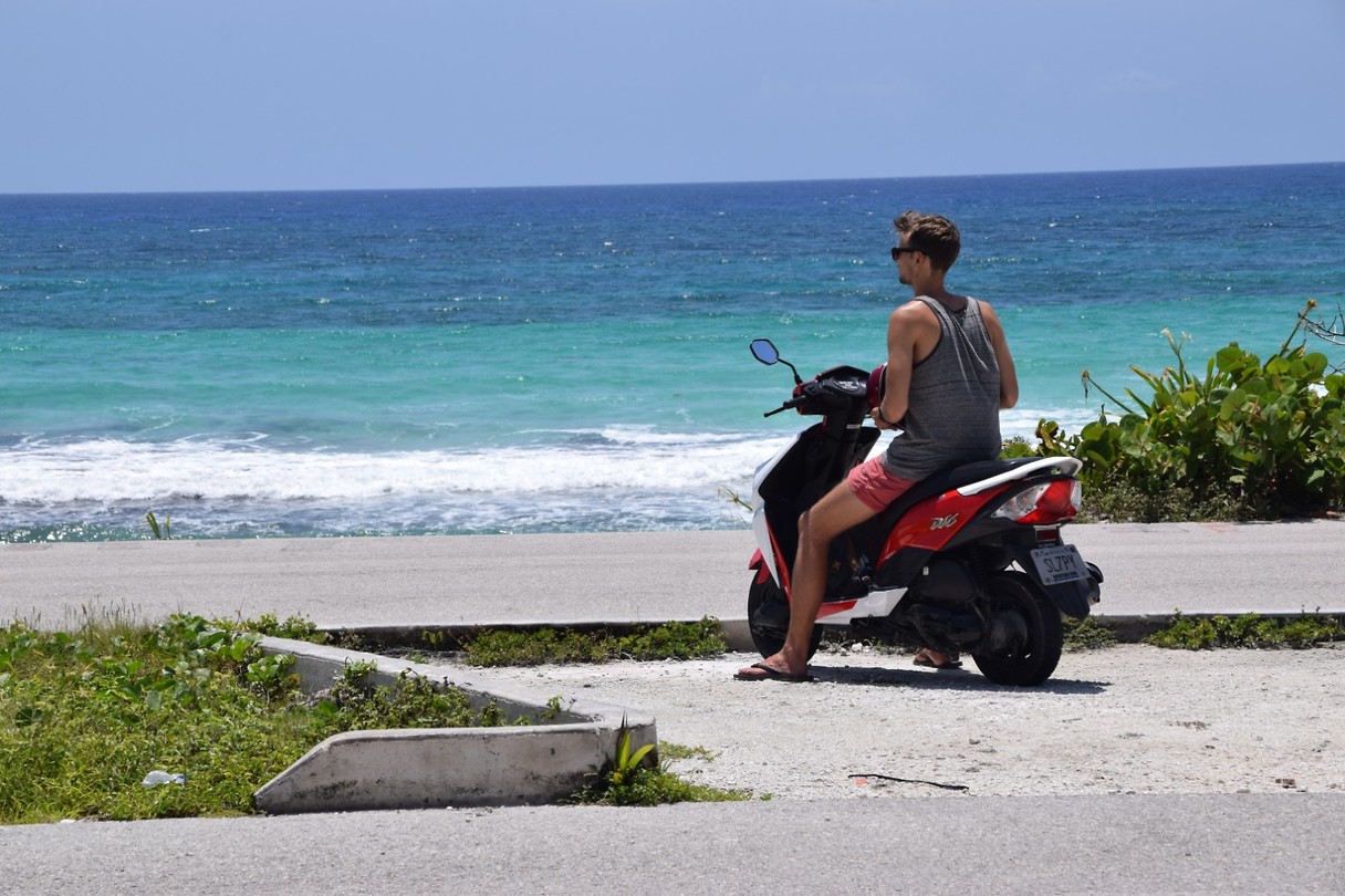 Lekker op de scooter