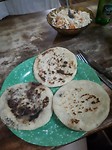 Onze eigen gemaakte pupusas