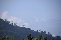 Besneeuwde bergtoppen