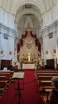 De binnenkant van de kerk
