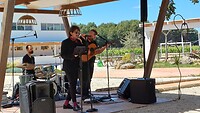 De live band