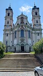 De entree van de Basiliek