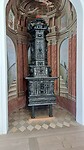 De oude kachel van het klooster