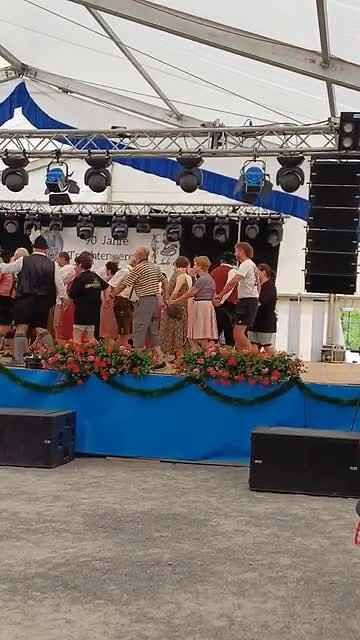 Blaaskapel en folklore dansen Ottobeuren