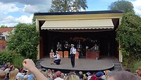 Optreden kinderliedje in park Astrid Lindgrens