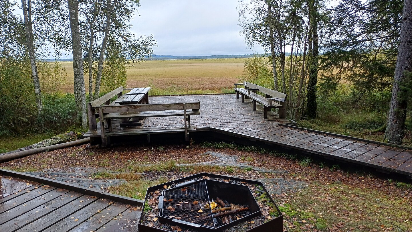Rustplaats met bbq in Store Mosse