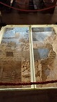 Glazen platen in vloer Basiliek