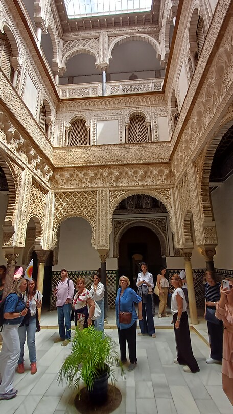 Weer een hal in het paleis