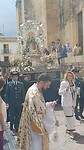 Processie met gedragen Maria