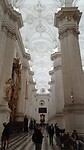 Plafond en zuilen in de Kathedraal