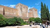De buitenkant van het Alcazaba