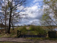 17 April 2016
