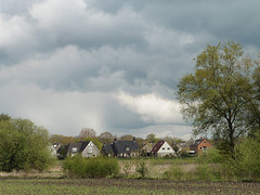 27 April 2016