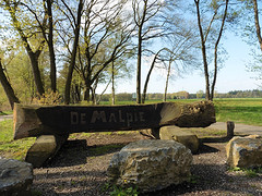 28 April 2016