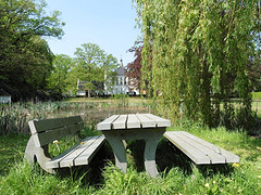 12 Mei 2016