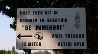 bijen en bloementuin...5