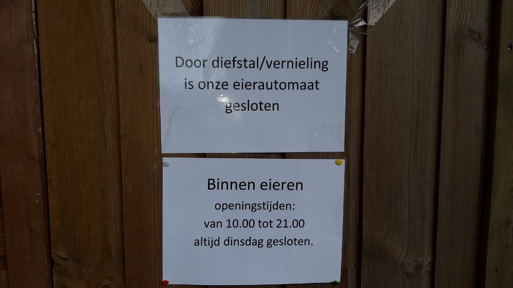000138