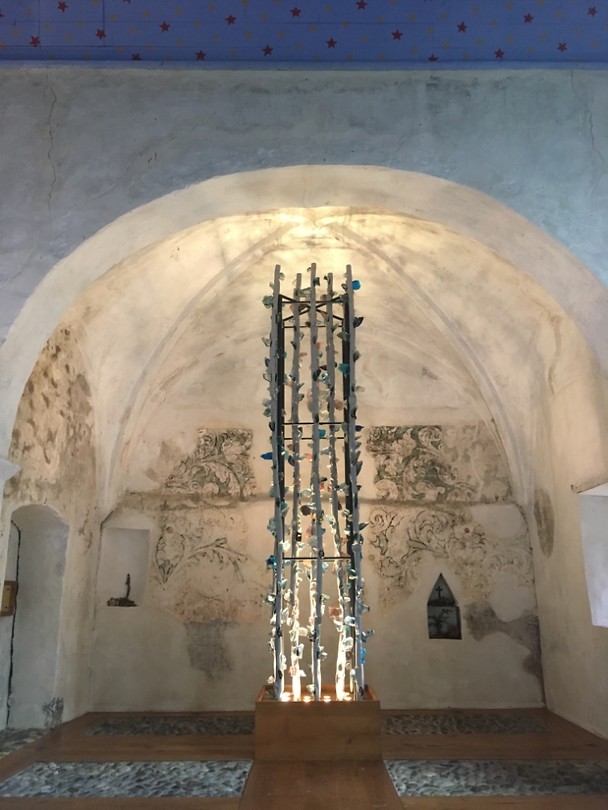 De kapel in Borce.