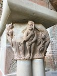 In het oude klooster.