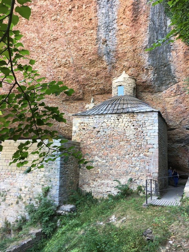 Het oude klooster.