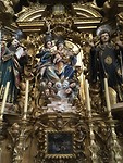 Mooi altaar in een kerk in Porto.