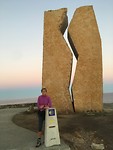 Sculptuur en km 0,000 bij Muxia.