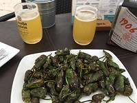 Piementos de Padron. Specialiteit van hier!