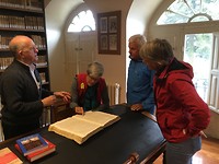 Bezoek aan de bibliotheek.