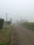 Mist bij vertrek uit Sigüeiro.