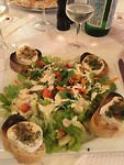 Een lekkere salade in Parijs.