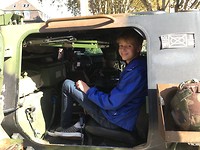 Luuk in een amfibie voertuig in Turckheim
